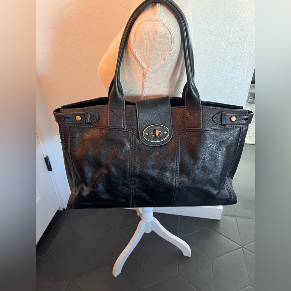 Vintage fossil weekender bag